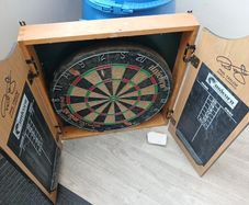 dart board