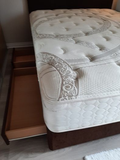 King Koil Crown Line pocket sprung mattress
