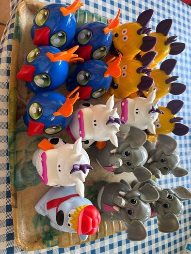Ice Cream Animal Holders. (18)