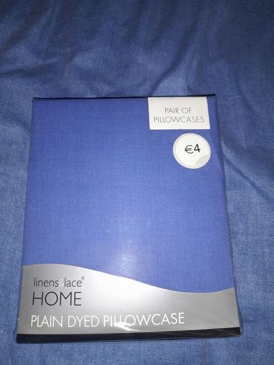 2 pillow case covers (blue