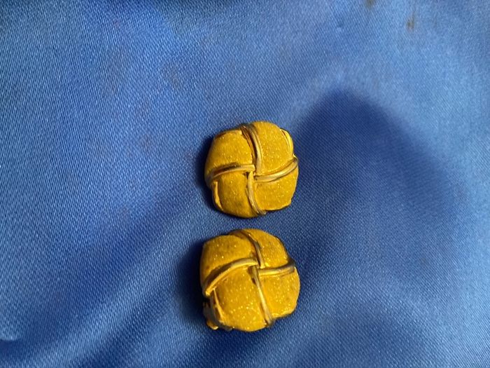 Price drop vintage earrings