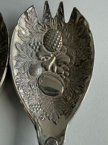 Beautiful Vintage 2-Piece Silver-Plated Salad / Fruit Serving Set - Embossed Pineapple & Grapes Design