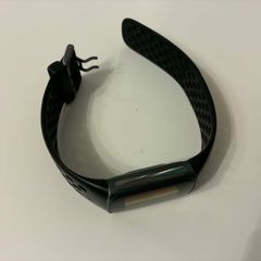 Fitbit Charge 5 - FOR PARTS / REPAIR ONLY (Screen & Back Faults - Charger Optional)