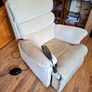 electric riser recliner armchair Image 3