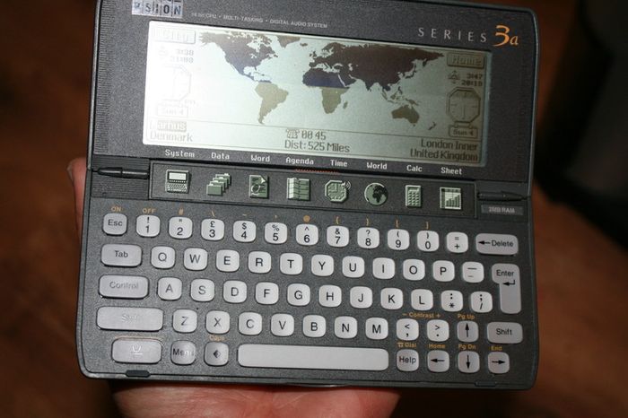 PSION series 3a working mini micro computer 1993 RARE vintage computer
