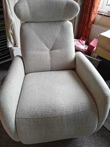 2 Great chairs and 2 footstools for sale