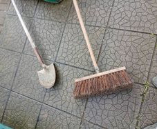 Heavy duty yard brush and shovel