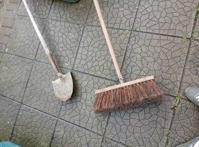 Heavy duty yard brush and shovel