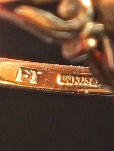 9ct Gold Rings