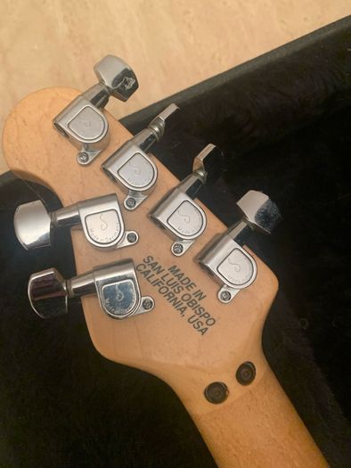 musicman Silhouette