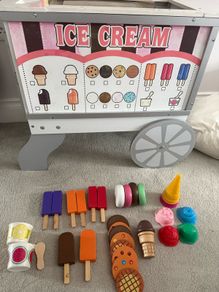 melissa & Doug ice cream /hot dog cart