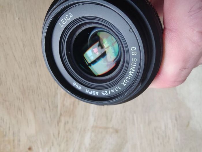 Panasonic Leica DG Summilux 25mm 1.4 Lens