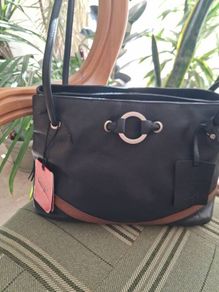 Beautiful GiGi Navy Soft Leather Hand/Shoulder Bag