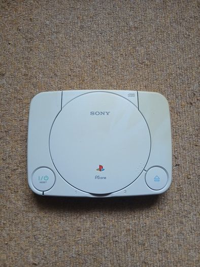 PlayStation 1 Slim