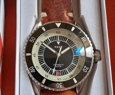 Vaer D5 Tropic Automatic