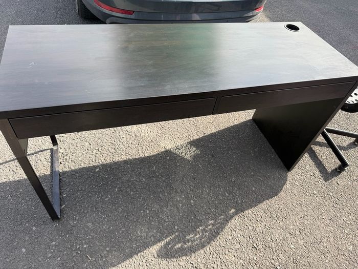 desk with chair