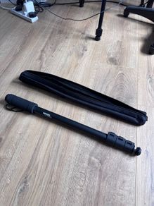 Amazon Basics Camera Monopod with Carry Case Like New