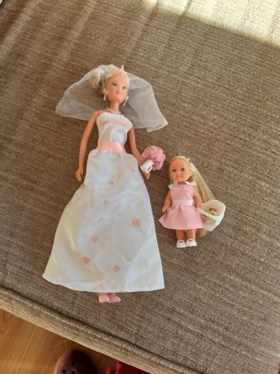 Brand New Barbie Type Bride Doll and Flower Girl