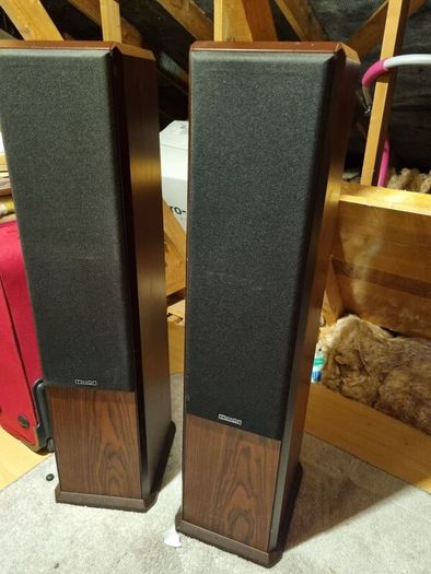 Mission 752 speakers (One is blown)