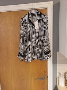 Paris El Moi Collection  Blouse. S.14.   B.N.W.T