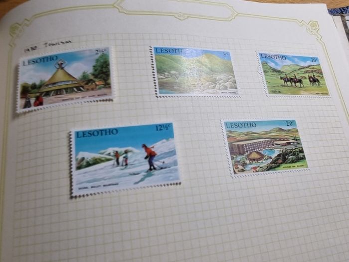 Stamp album 153 Botswana, Lesotho
