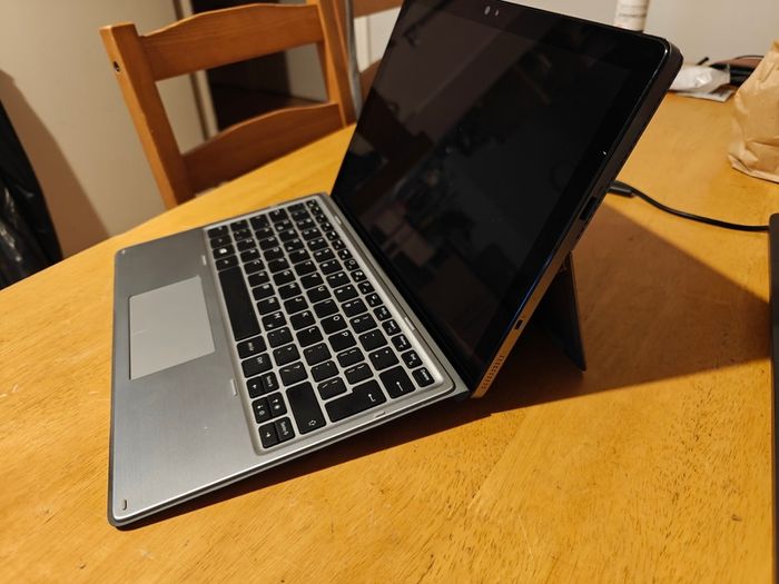 Dell Latitude 7210 2in1 i5-10310U 16GB 512SSD W11 Stylus Pen
