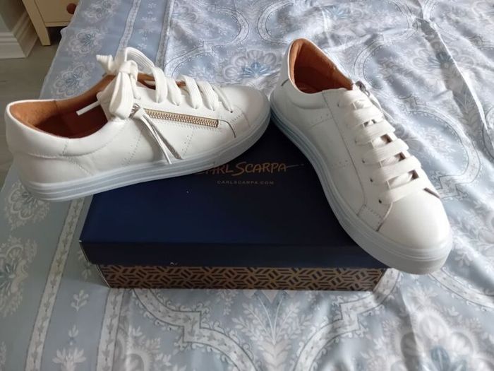 Carl Scarpa - White Leather Trainers - UK 6 - BNWT RRP 149