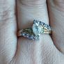 9ct Gold cluster Ring , Hallmarked , Size N, 2,2g. Image 2