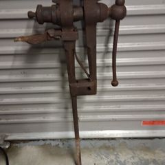 vintage blacksmiths vice