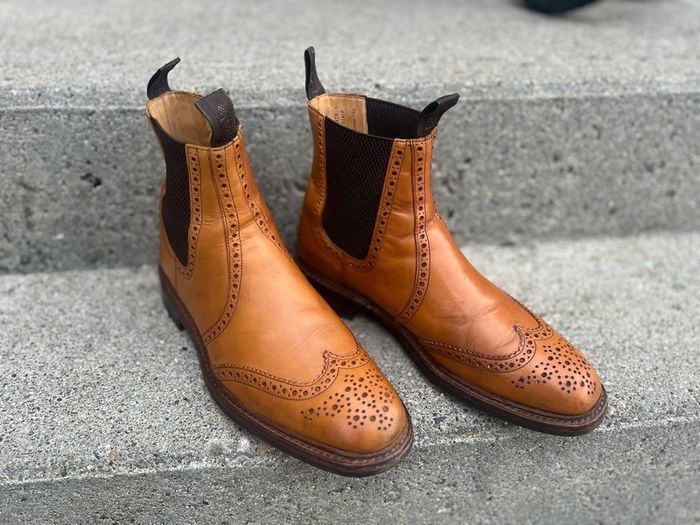 Loake Thirsk Tan Brogue Chelsea Boots UK 9 F Made in England