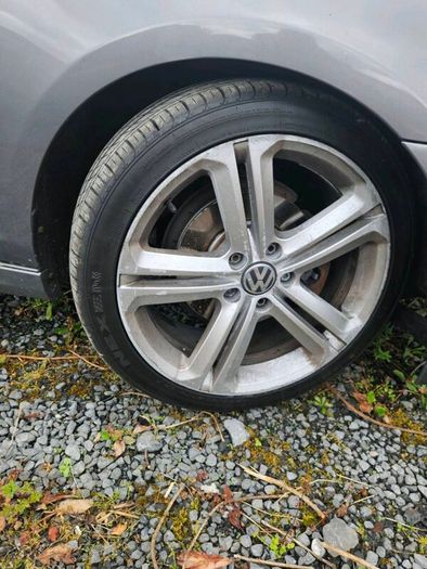 VG golf tsi r line 1.2l for sale (parts)