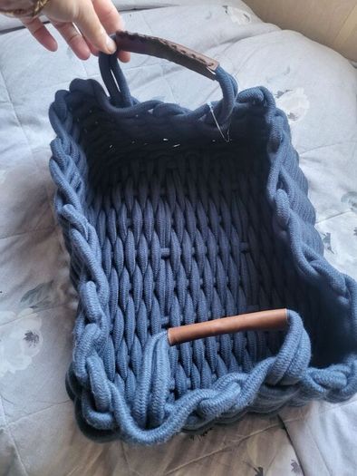 Gorgeous gift or bathroom/bedroom display baskets