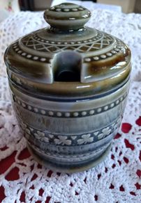 Irish Wade jampot with lid