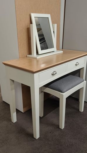 3 pcs Oak Vanity Dresser Set -  Table, Mirror and Stool New