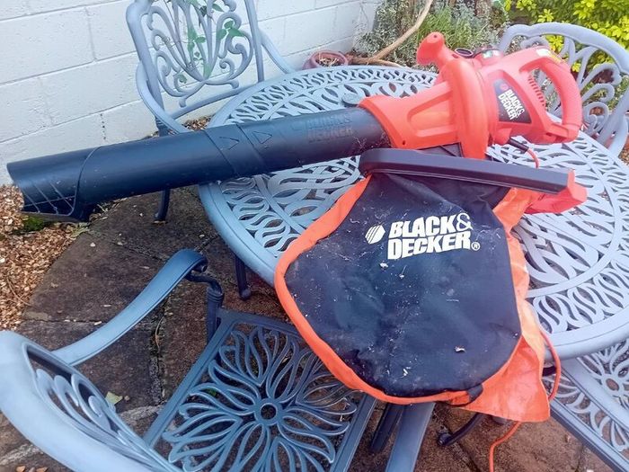 Black & Decker 3000w Leaf Blower / Vacuum