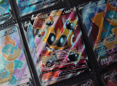 Falinks V ! Full Art ! Ultra Rare ! from Rebel Clash Set ! 2020 ! Pokemon Card !