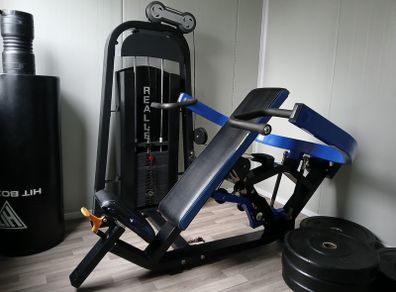 Shoulder Press Machine