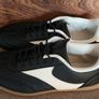 Sneakers size 7 Image 3