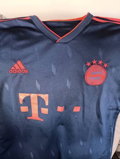 Bayern Munich football jersey