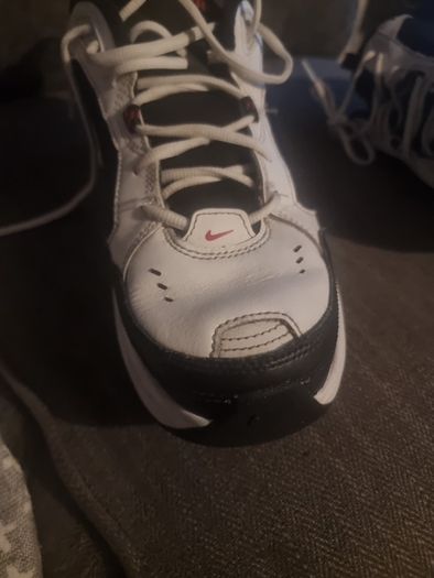 Nike Air Monarch IV Trainers  Mens