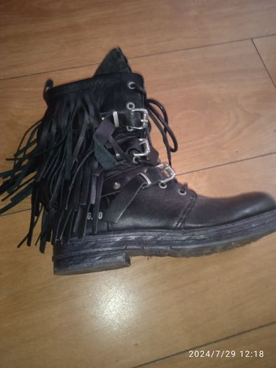 Replay boots