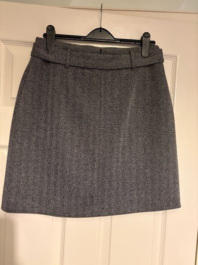 Ladies  skirt
