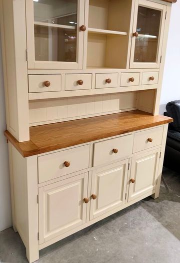 Oak Buffet Sideboard and Hutch