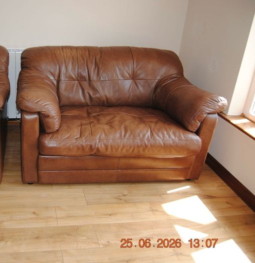 Quality Leather Alexander & James Loveseat Two Seater