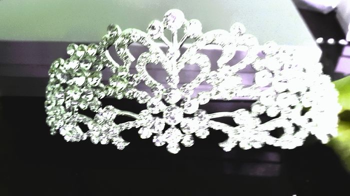 Bride's Designer Crystal Head Piece