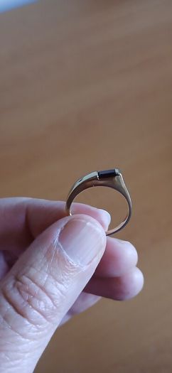 Gold ring