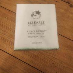 Liz Earle pure cotton cloth