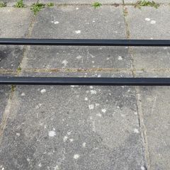 Thule roof bars> All offers welcome.