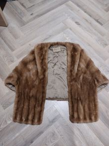 Fur shawl