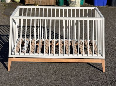 Leander crib